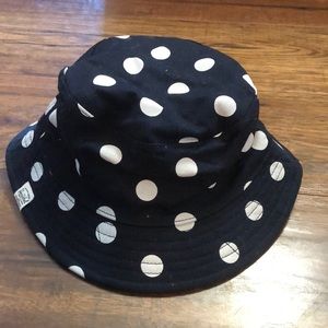 Herschel Kids Poke-a-Dot Bucket Hat